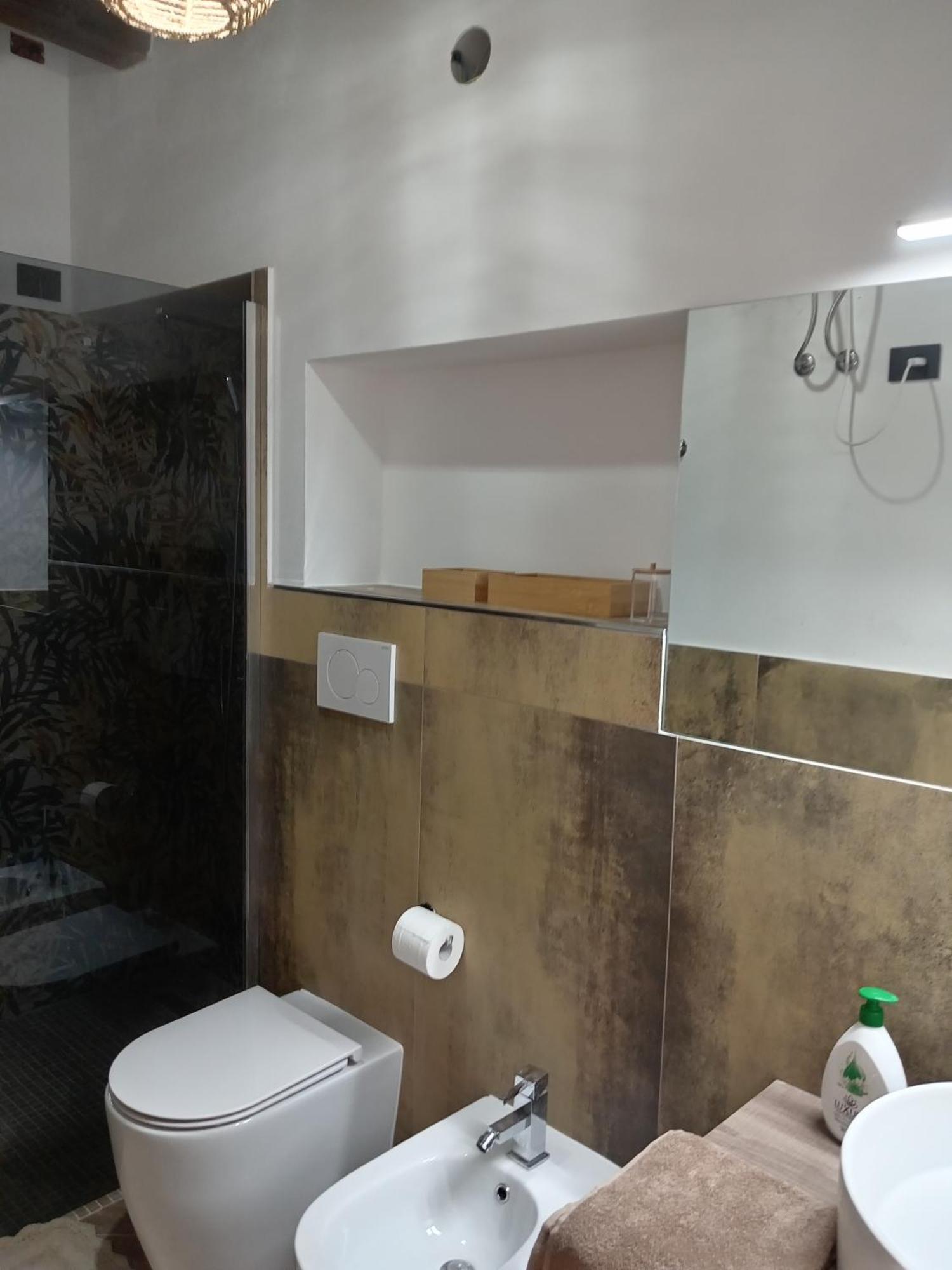 イグレージアスLa Casa Di Carlottaアパートメント エクステリア 写真
