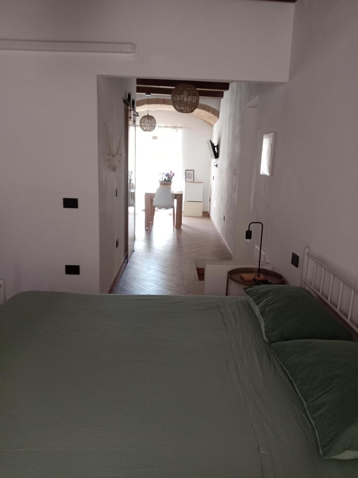 イグレージアスLa Casa Di Carlottaアパートメント エクステリア 写真